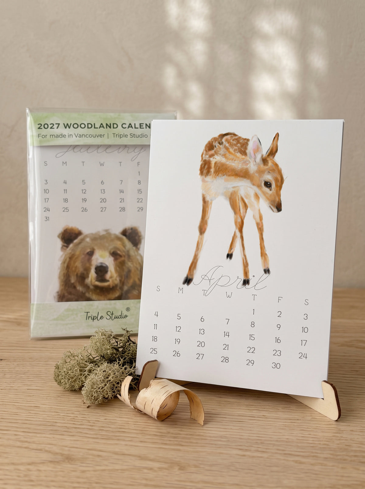 2027 Desk Calendar: Woodland